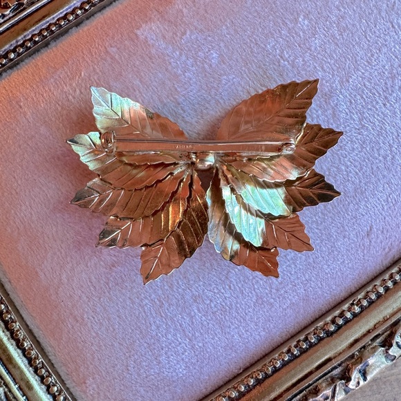 RARE Vintage Napier Leaves Bow Brooch Pin MCM Mid Century-Modern Gold Signed - Picture 8 of 13